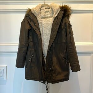Woman’s Coat Size M